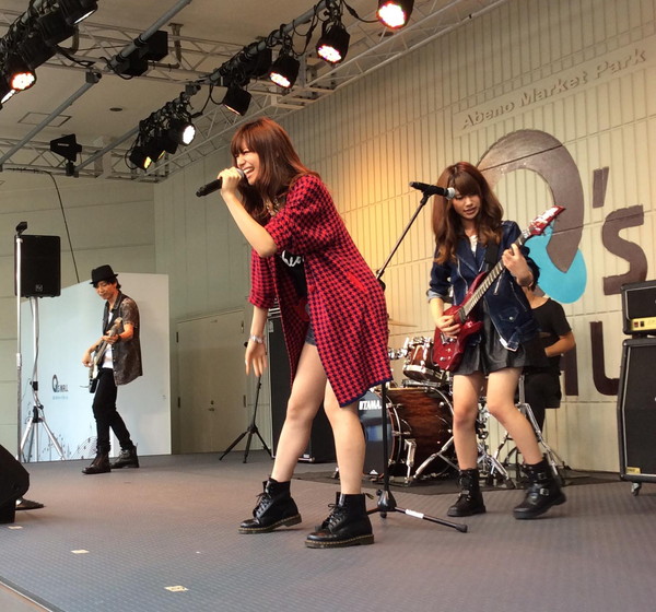 「西内まりやが大阪で初のリリースイベント実施「夢みたいな時間」」1枚目/6