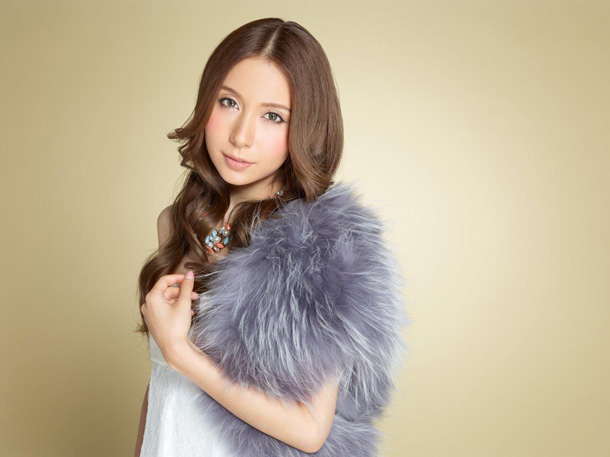 「May J.」6枚目/12