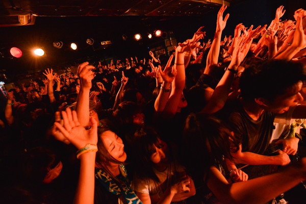 「サンボマスター」14枚目/40