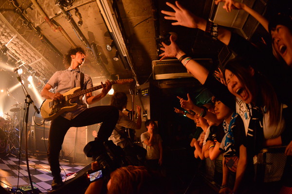 「Hello Sleepwalkers」37枚目/50