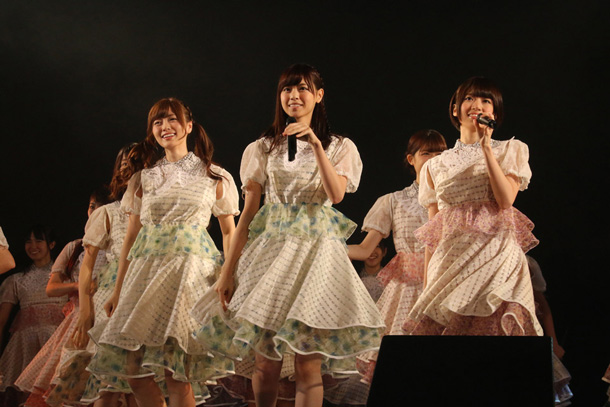 「乃木坂46 【早稲田祭】で初ライブ、夢の紅白出場をアピール」1枚目/6