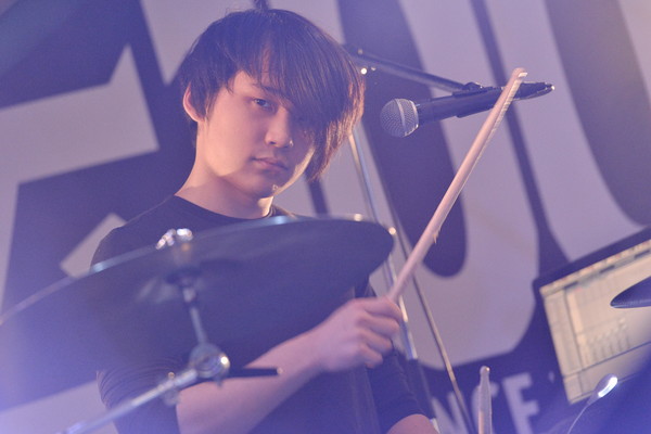 「Galileo Galilei（Acoustic Style）」9枚目/32