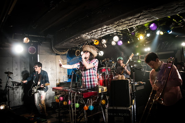 「【スペシャ列伝】115回目でユアソン、LowPass、チプルソ、オカモトレイジらが夜明けまで“宴の中の宴”」1枚目/104