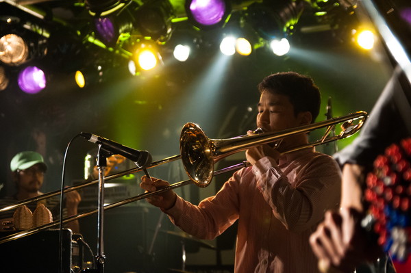 「YOUR SONG IS GOOD」7枚目/104