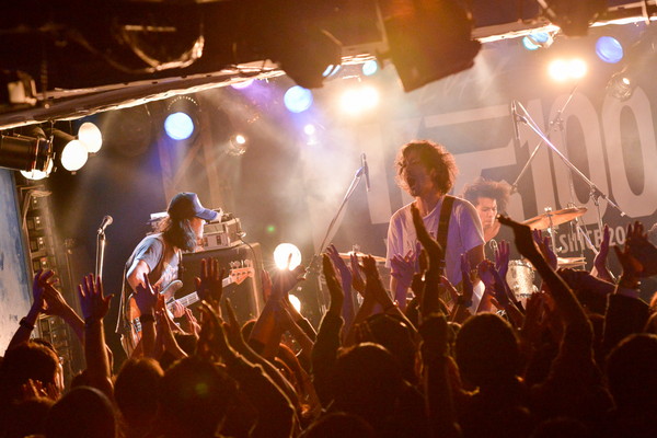 「【スペシャ列伝】120回目は、tacica、GOTR、SALOVERS、赤グリらが“琴線に触れまくる”熱演を披露」1枚目/22