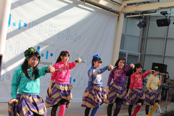 「11月23日千葉・ららぽーと柏の葉」4枚目/11