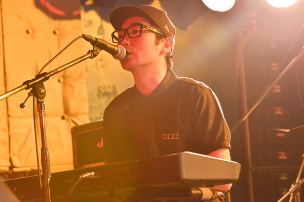 「□□□」6枚目/34