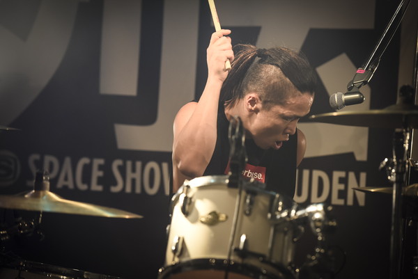 「SiM」11枚目/17