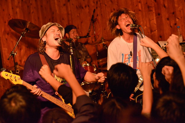 「WANIMA」55枚目/74