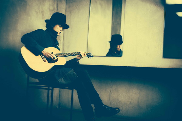 「9mm Parabellum Bullet 菅原卓郎、初の弾き語りワンマンツアー開催決定」1枚目/1