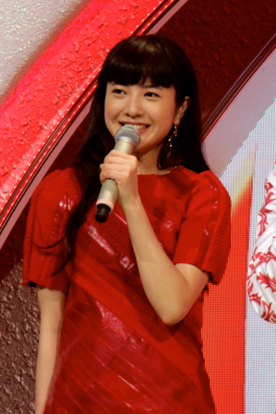 「＜『第65回NHK紅白歌合戦』潜入中＞サザンも31年ぶりサプライズ出演！勝利は3年連続で白組に」1枚目/12