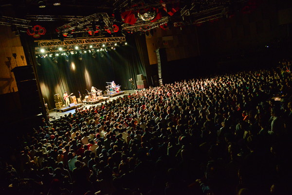 「TUNE-YARDS」16枚目/61