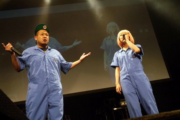 「サ上と中江がユニットとしてイベント初登場、サ上「おまえら、CD買えよ」に中江「おまえらって言わないの」」1枚目/3