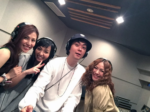 「MAX ヒャダインプロデュースによる新曲の自撮り（セルフィー）ビデオ公開」1枚目/1