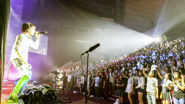 「flumpool 台湾スペシャルライブ大盛況、完全中国語MCに台湾のファン3000人が歓喜！」1枚目/5