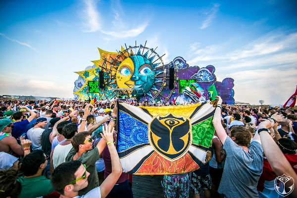 「世界最大級EDMフェス 【Tomorrowland Belgium2015】世界最速・日本独占、MTVで放送決定」1枚目/4