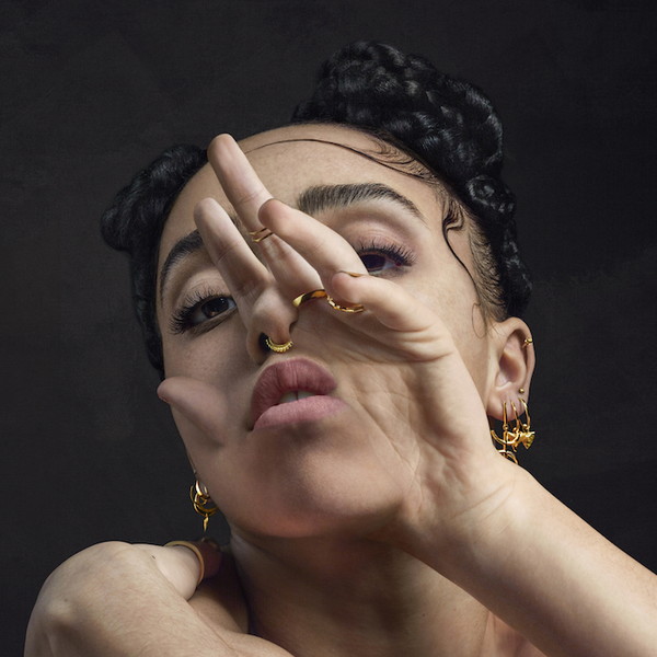 「EP Review：FKA Twigs『M3LL155X』　異形を保ったまま、より広く浸食を試みる最新のソウル・ミュージック」1枚目/1