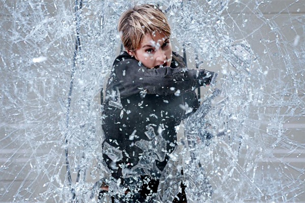 「シャイリーン・ウッドリー主演『ダイバージェントNEO』特別試写会を5組10名様にプレゼント」1枚目/9