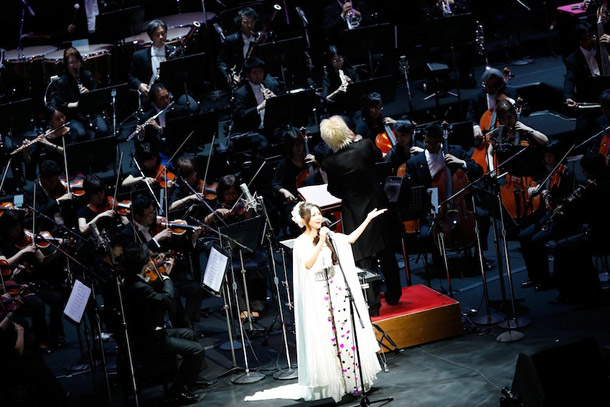 「倉木麻衣 シンフォニックライブ第3弾の公式レポート到着「自分にしか歩むことのできないこの道を」」1枚目/3