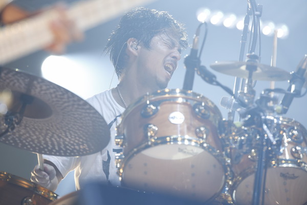 「Dragon Ash」8枚目/74