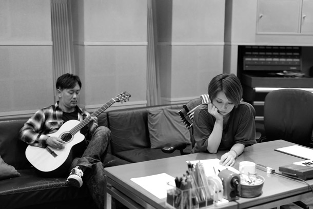 「Do As Infinity「原曲に負けない哀愁を封じ込められた」16週連続配信第一弾「深い森 [2 of Us]」リリース」1枚目/3