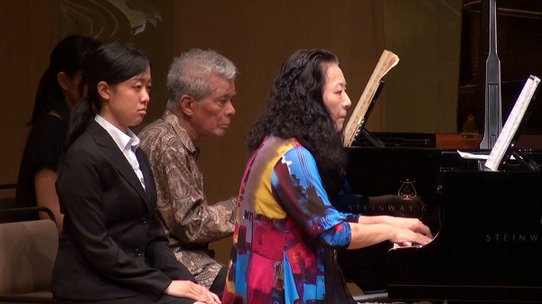 「ピアニスト・文筆家の青柳いづみこ【1915年のドビュッシー　ショパンへの想い】開催」1枚目/4