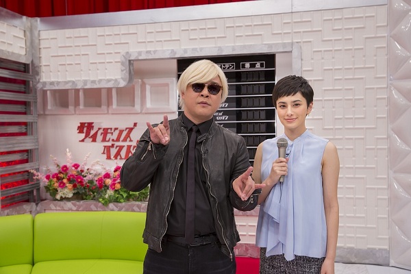 「サイモン利根川、ホラン千秋による音楽トークバラエティ番組がテレビ東京でスタート」1枚目/3