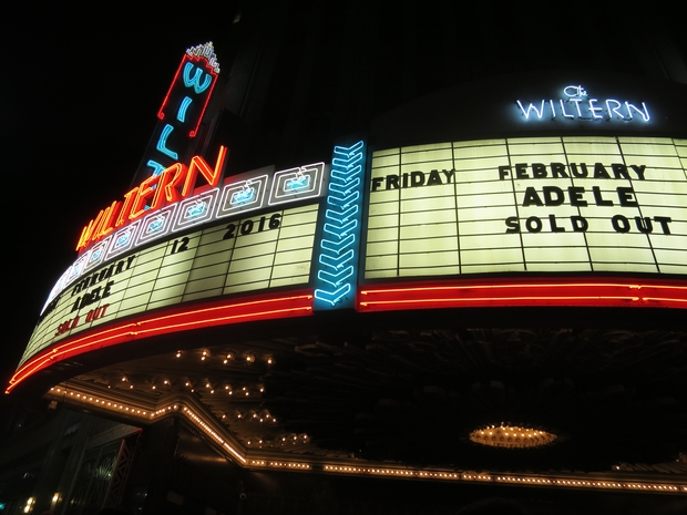 「グラミー賞直前、アデルを2000人キャパで観た！」1枚目/4