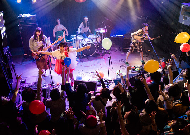 「ぽわん 無料ワンマンライブ【毒見】敢行 ゆるめるモ！との対バン発表」1枚目/3