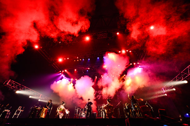 「【ビクターロック祭り2016】1万5000人が集結 暴風雨をも吹き飛ばす音楽への愛に溢れたアクト連発」1枚目/16