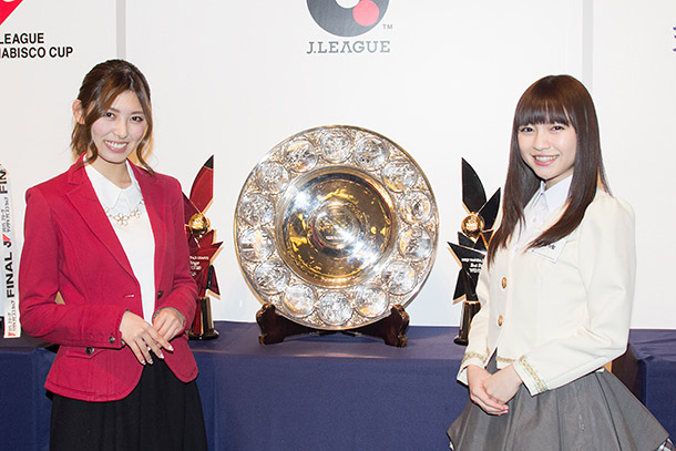 「取材に来ていた橘ゆりか（Booing!!!）と廣川奈々聖（わーすた）」3枚目/4