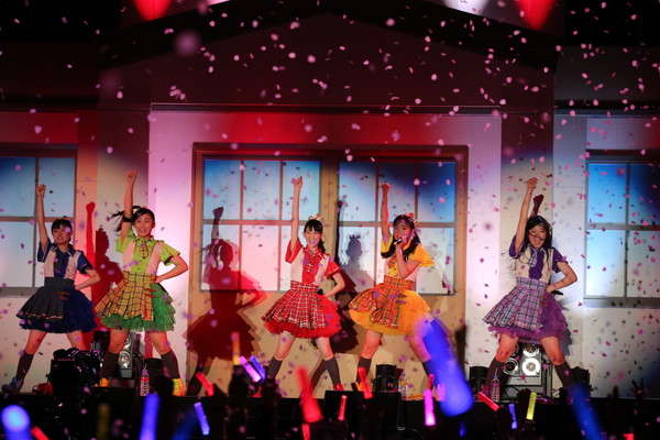 「チームしゃちほこ、【JK卒業式】を開催！高校を卒業するメンバーに卒業証書が授与！」1枚目/12