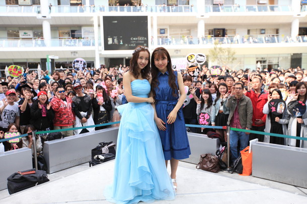 「板野友美 妹と初共演「すごく仲良しです！」＆熊本地震の被災者へメッセージ」1枚目/3