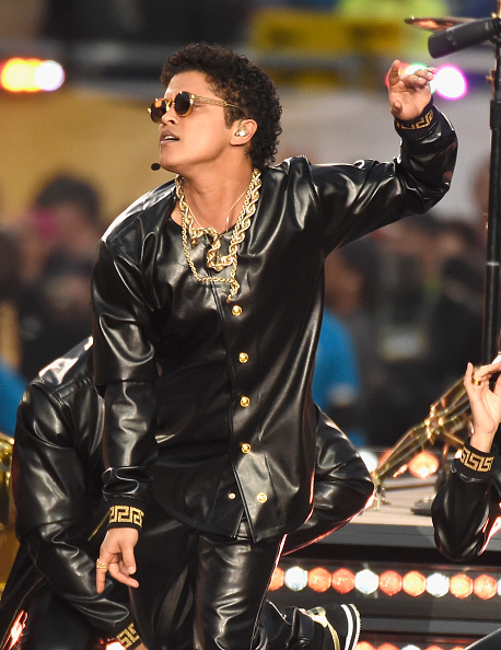 「ブルーノ・マーズ 米人気ドラマで新曲を披露」1枚目/1