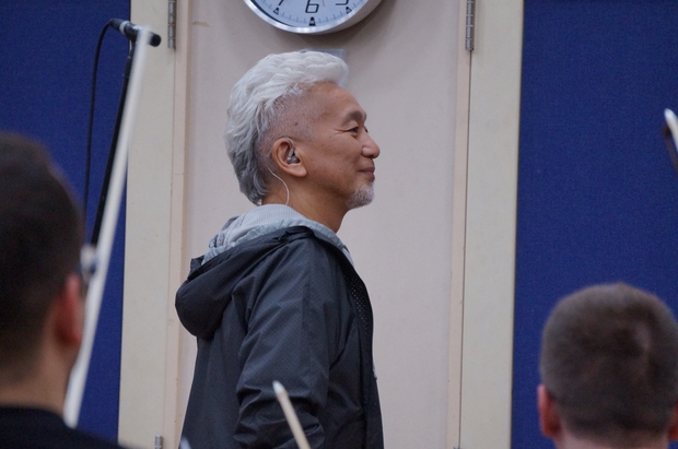 「玉置浩二　明日より開催する「プレミアム・シンフォニック・コンサート」に向け、旧ユーゴスラビアの名手たちとのリハーサルが終了」1枚目/2