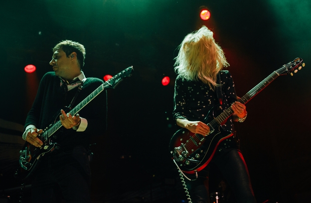 「長い沈黙を終え、ザ・キルズが復活！アメリカ・デンバーでの公演をレポート！」1枚目/18