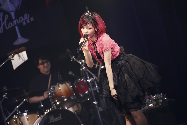 「ハナエ 小悪魔に振る舞う魅惑のパーティ開催「凄い“愛されてるなあ”って感じたの」」1枚目/10