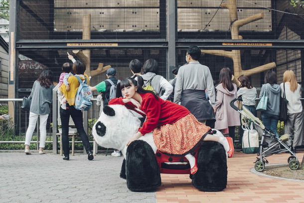 「エキゾチックポップバンド・杏窪彌（アンアミン） テレ玉『HOT WAVE熱波』レギュラーコーナーを担当！」1枚目/2