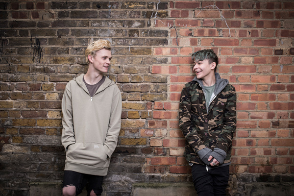 「バーズ＆メロディがあべのキューズモールに登場！」1枚目/1