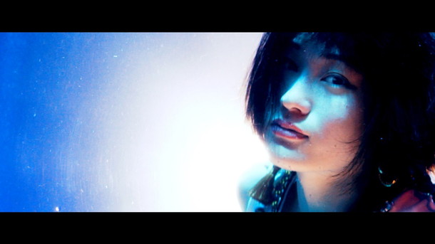 「水曜日のカンパネラ 新曲「松尾芭蕉」コムアイが水の中を漂うMV公開」1枚目/4