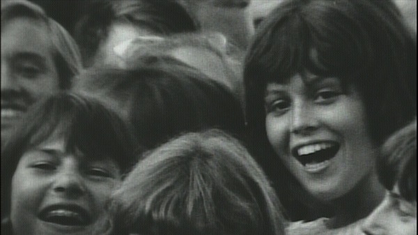 「14歳のシガニー・ウィーバー」2枚目/6