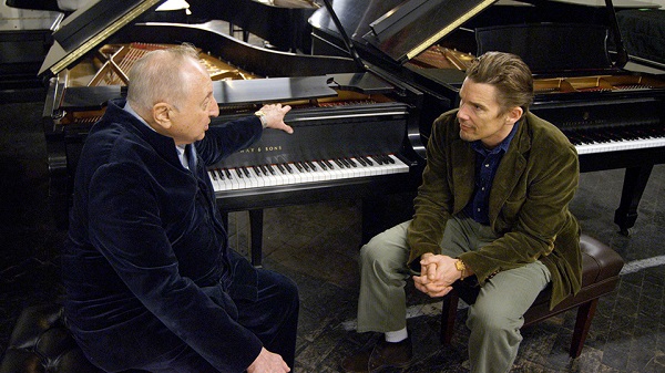 「(C)2015 Risk Love LLC」3枚目/11