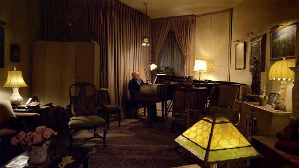 「(C)2015 Risk Love LLC」9枚目/11