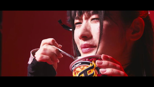 「神谷えりな（仮面女子）は悶えながら屈服「辛萌（からもえ）動画」美女大集合の第2弾公開」1枚目/2