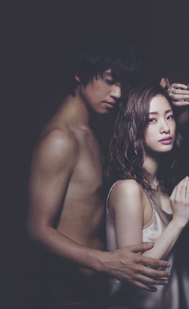 「あの不倫ドラマ『昼顔』が映画で帰ってくる！ 上戸彩「どのシーンでも泣きそう」」1枚目/2