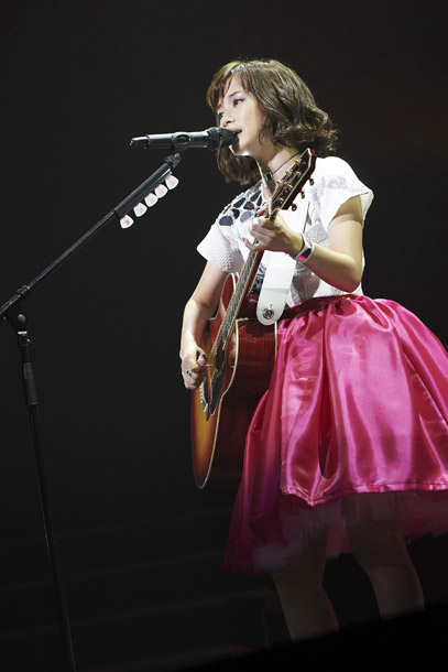 「大原櫻子 驚異的な爆発力誇る歌声、ありったけの愛と笑顔で武道館制す！ 正真正銘のポップスターへ」1枚目/9