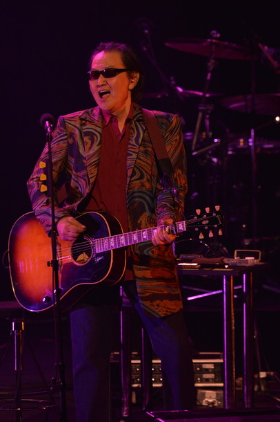 「井上陽水 ボブ・ディランの思い出を語り「Knockin&#039; on Heaven&#039;s Door」カバー披露」1枚目/2