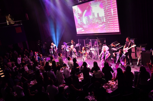 「TLC ファン感涙の来日ツアー初日をレポート」1枚目/7