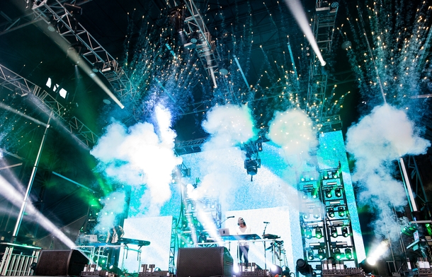 「Porter Robinson &amp; Madeon」29枚目/38