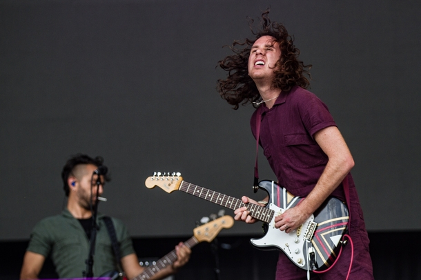 「Awolnation」8枚目/54